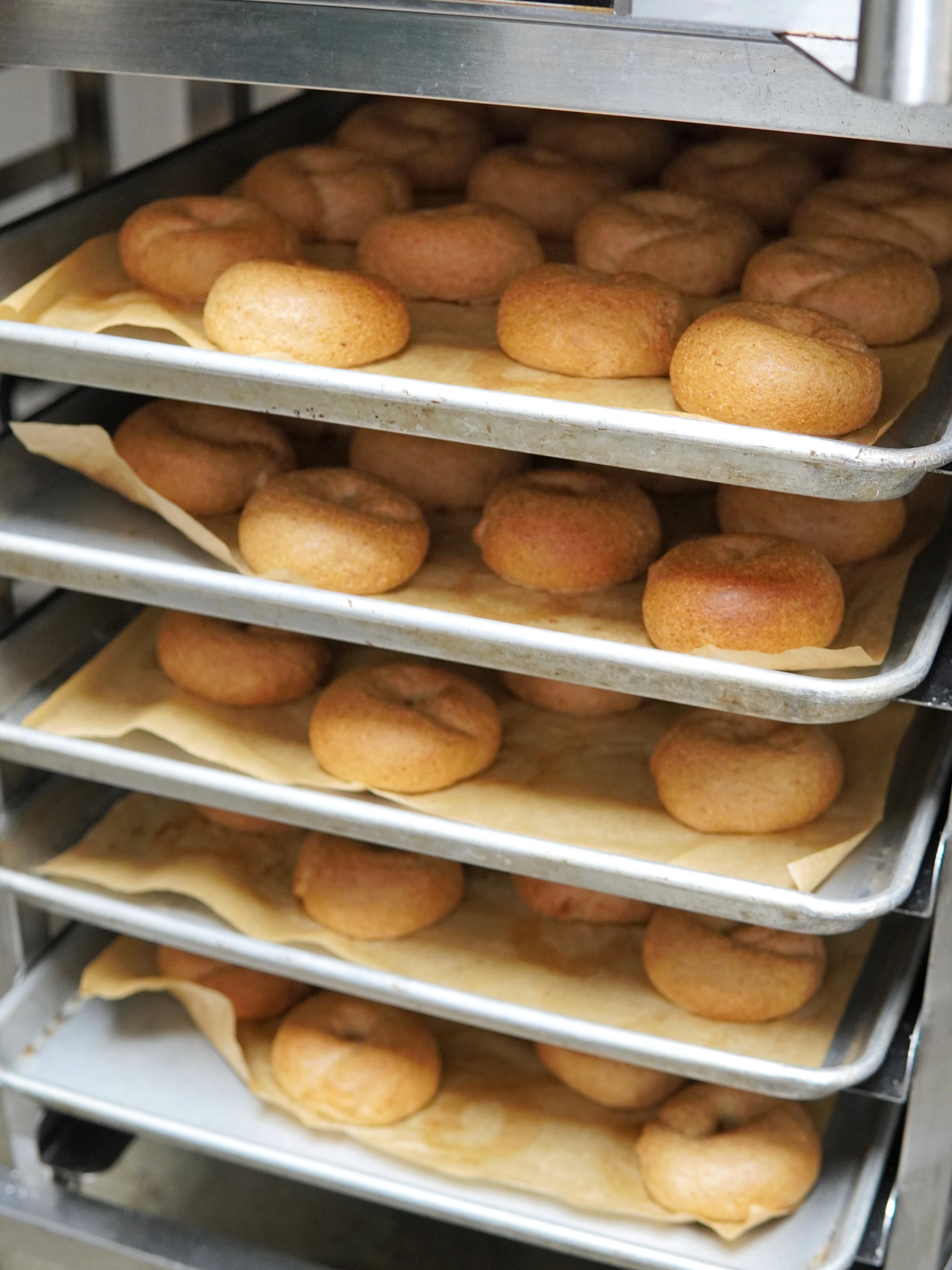 Are bagels boiled?