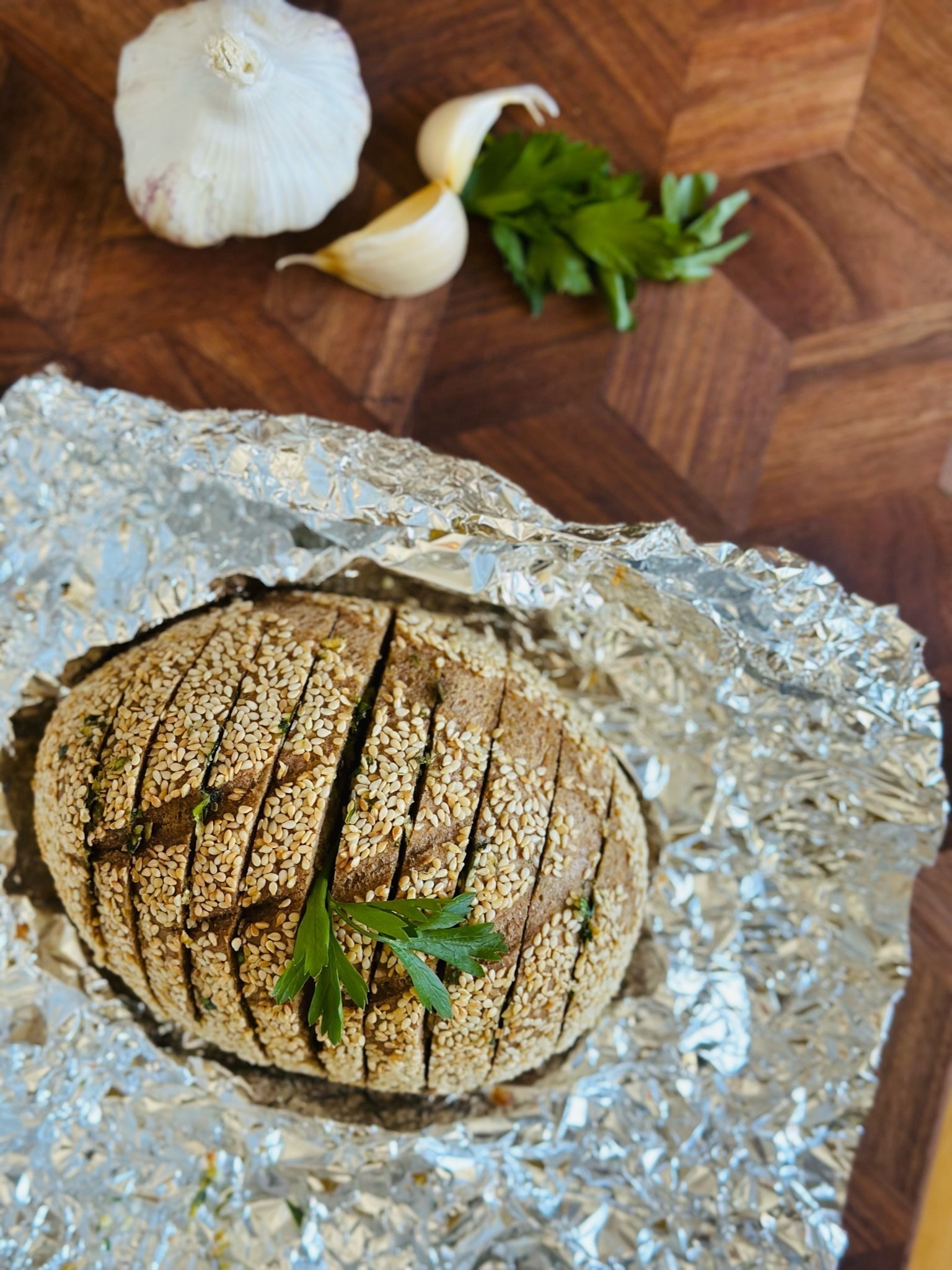 Clean, Gluten-Free, and Grain-Free Garlic Bread Recipe