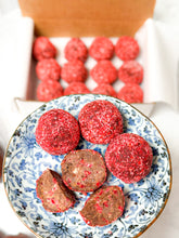 Load image into Gallery viewer, Valentine&#39;s Day Chocolate Raspberry Cake Truffles